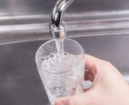 水道水は飲んでも安全？なぜ塩素が入っているの？