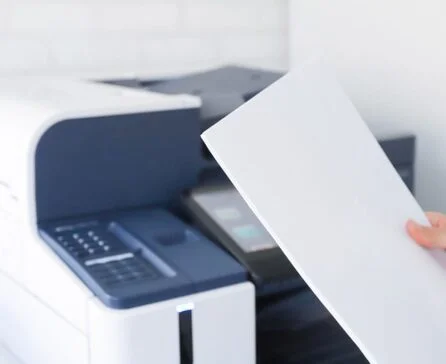 クラウドFAXってどんなサービス？普通のFAXとどっちが良いの？